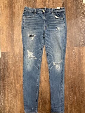 American Eagle Outfitters Distressed Medium Blue Skinny Jeans